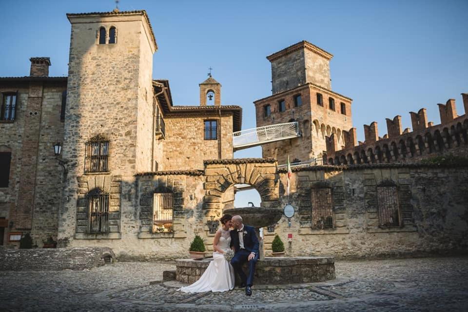 Hotel Castello Di Vigoleno Exterior photo